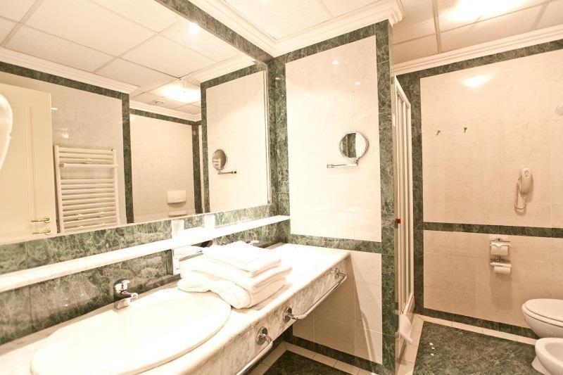 آپارتمان 1 خوابه, River Palace