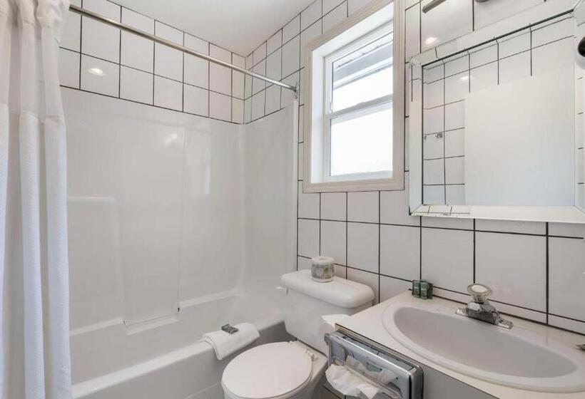 חדר סטנדרט, מיטת קינג, מותאם לאדם עם מוגבלויות, Stoke Hotel Surestay Collection By Best Western