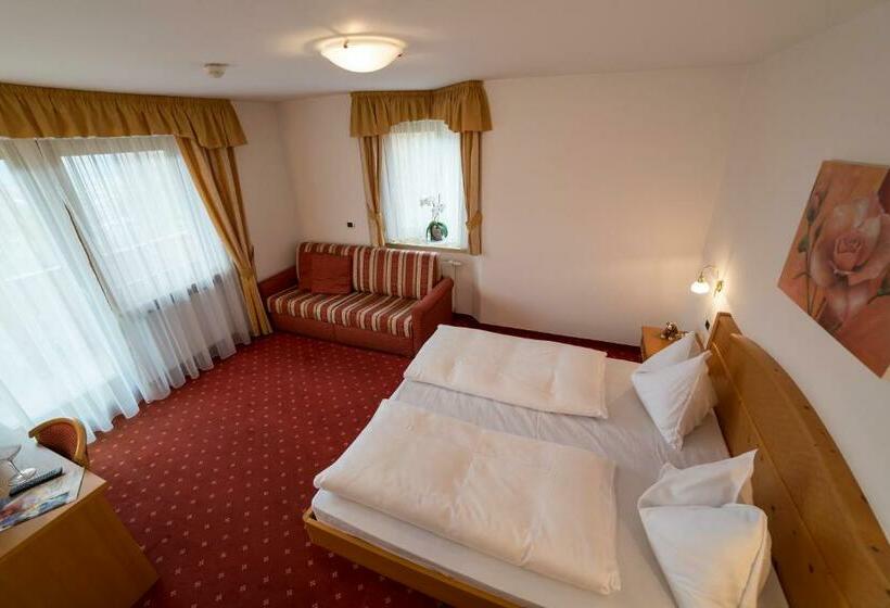 高级三人间, Thuinerwaldele