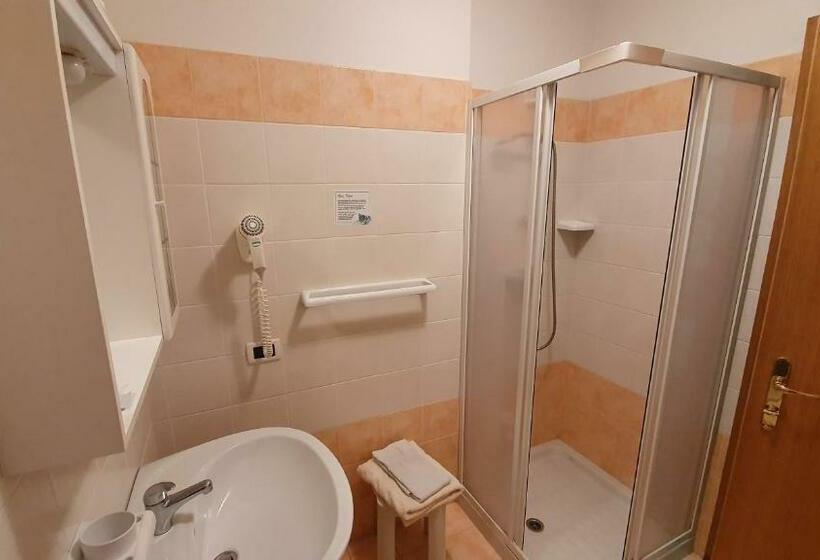 스탠다드 싱글 룸, La Montanina Hotel In Val Di Non
