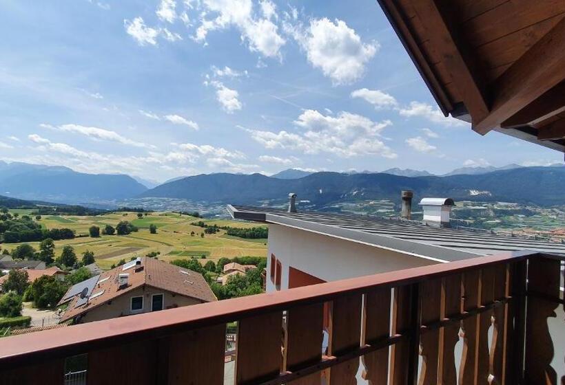 חדר סטנדרט לשלושה, La Montanina Hotel In Val Di Non