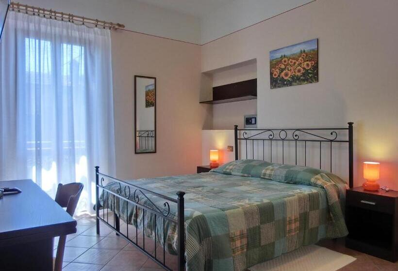 Quarto Estandar, Agriturismo La Pietriccia