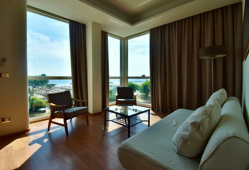 סוויטת דלוקס נוף לים, Astor B&b