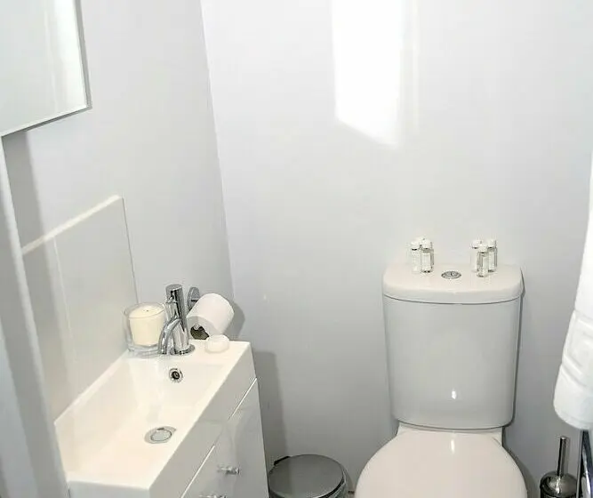 Basic-huone, Base Serviced Apartments  City Road