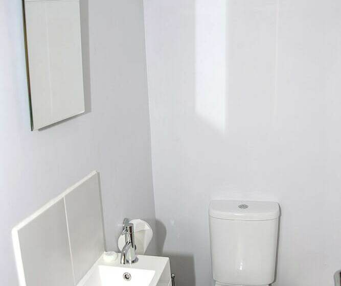 דירת חדר, Base Serviced Apartments  City Road