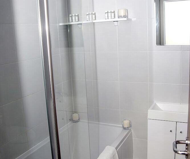 ２ベッドルームアパートメント, Base Serviced Apartments  City Road