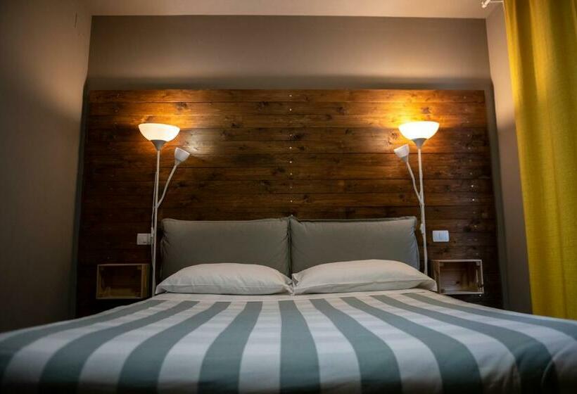 اتاق سوپریور, Dannunziano Apart