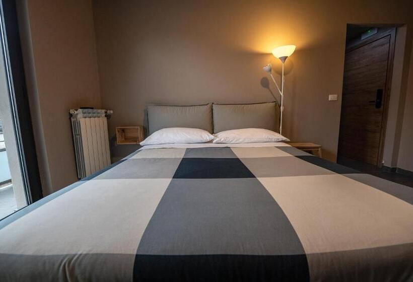 اتاق سوپریور سه تخته, Dannunziano Apart