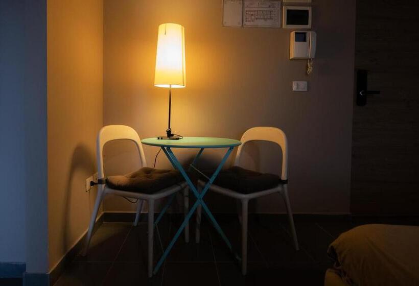 اتاق سوپریور چهار تخته, Dannunziano Apart