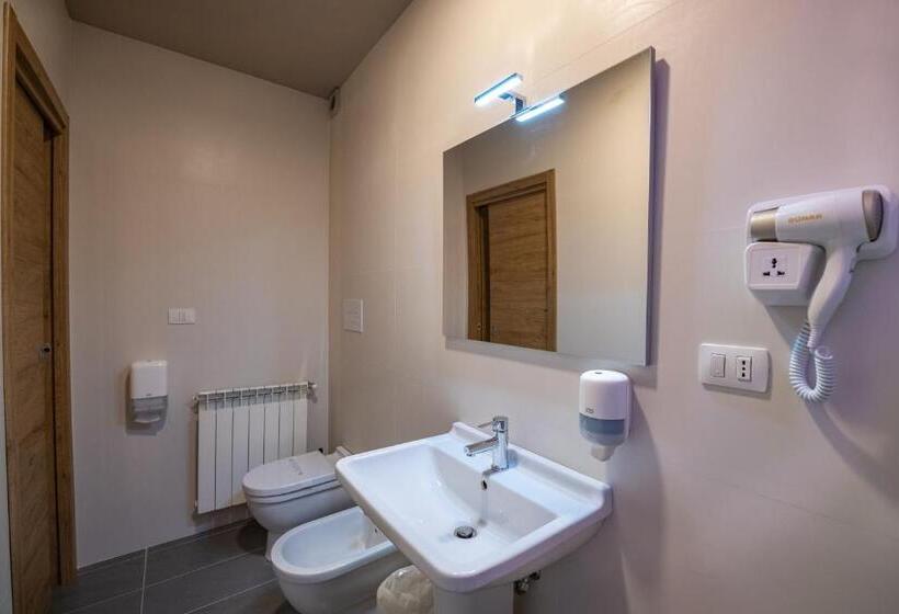 اتاق سوپریور چهار تخته, Dannunziano Apart