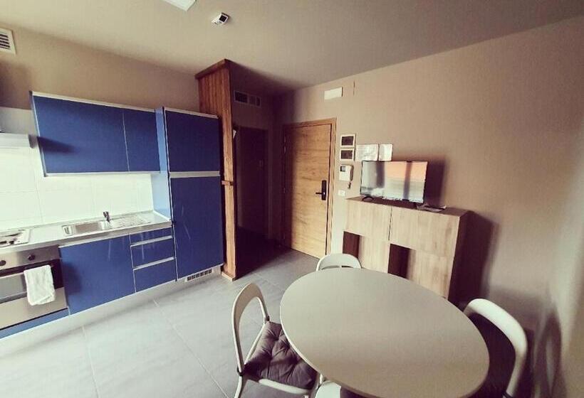 آپارتمان 1 خوابه, Dannunziano Apart