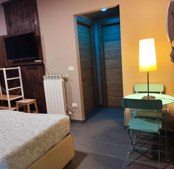 آپارتمان 2 خوابه, Dannunziano Apart