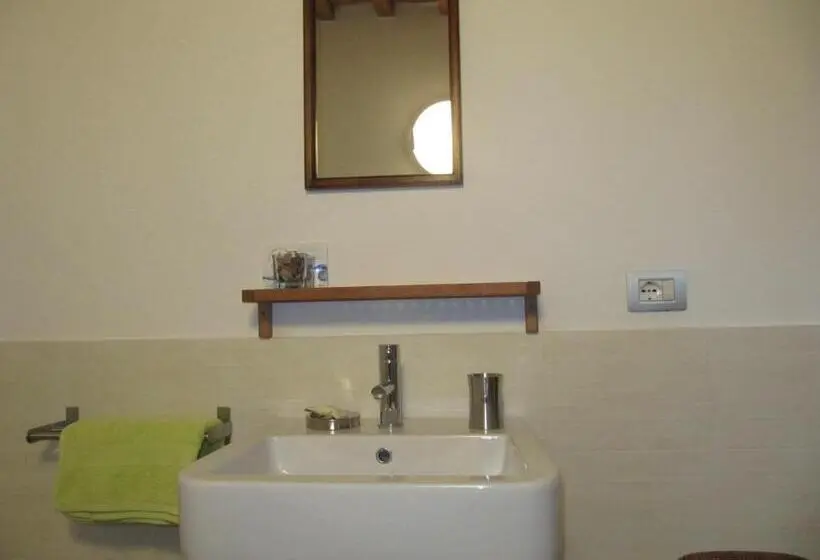 スタンダードルーム, Podere Le Olle B&b