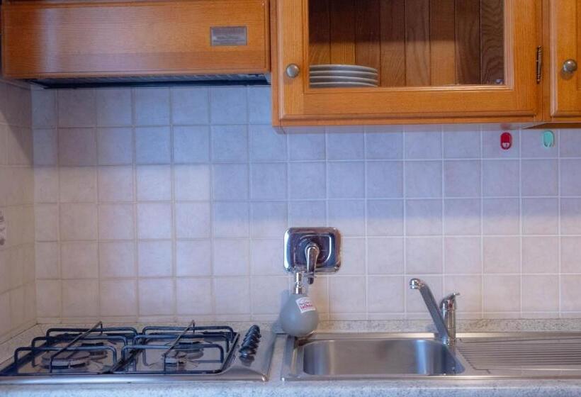 스탠다드 스튜디오, Family Apartments Le Chalet