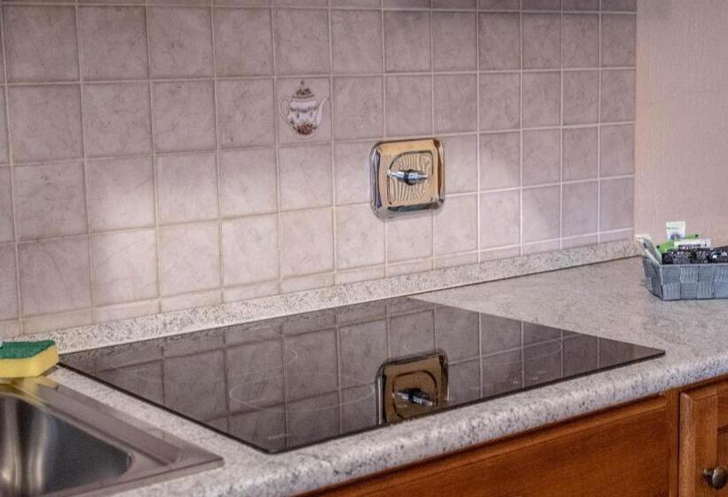 Апартаменты 2 спальни Вид на Сад, Family Apartments Le Chalet