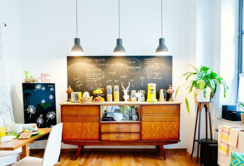 اتاق استاندارد, B&b Place Jourdan