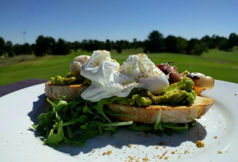 إستوديو قياسى مطلّ علي الحديقة, Bridges Villas Barooga