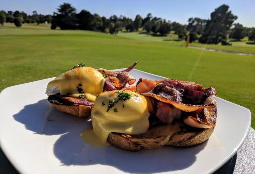 إستوديو قياسى, Bridges Villas Barooga