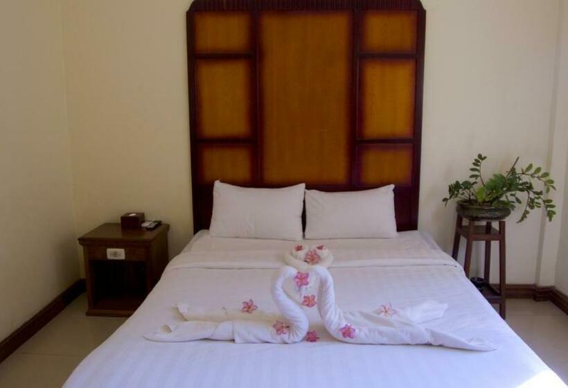 اتاق لوکس, Champey Villa