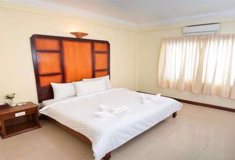 اتاق لوکس, Champey Villa