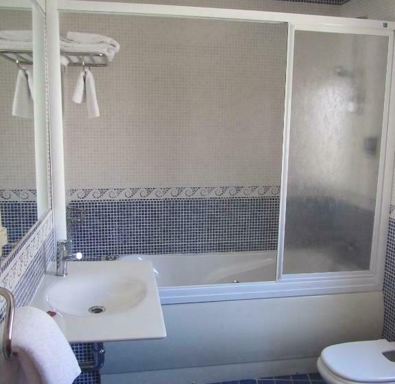 חדר סטנדרט, Galayos