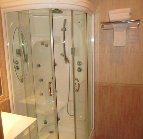 חדר סטנדרט, Galayos