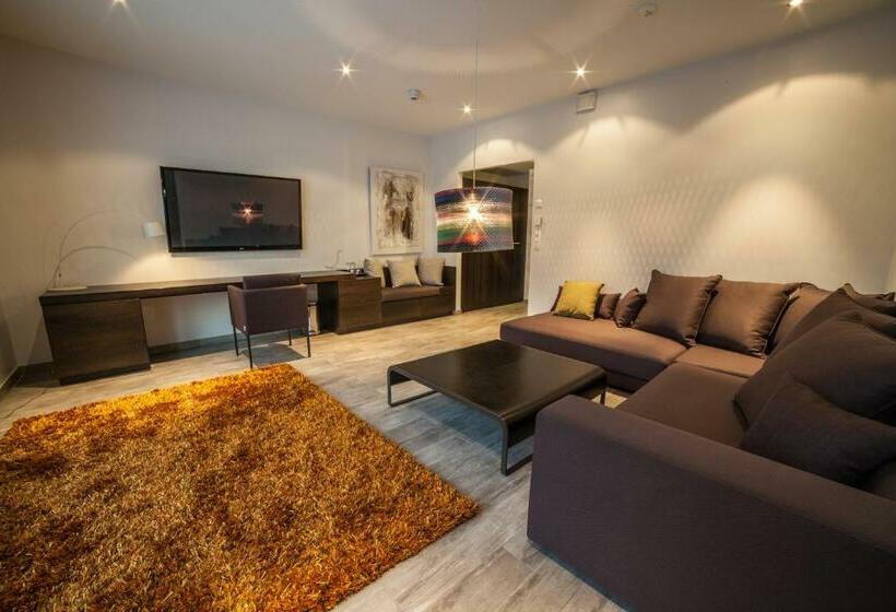 جناح ديلوكس سرير كينج, Li Suomutunturi