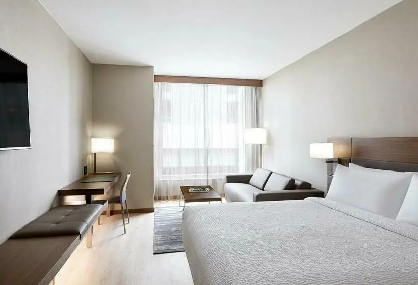 Standard-huone King-vuode, Ac Hotel By Marriott Raleigh North Hills