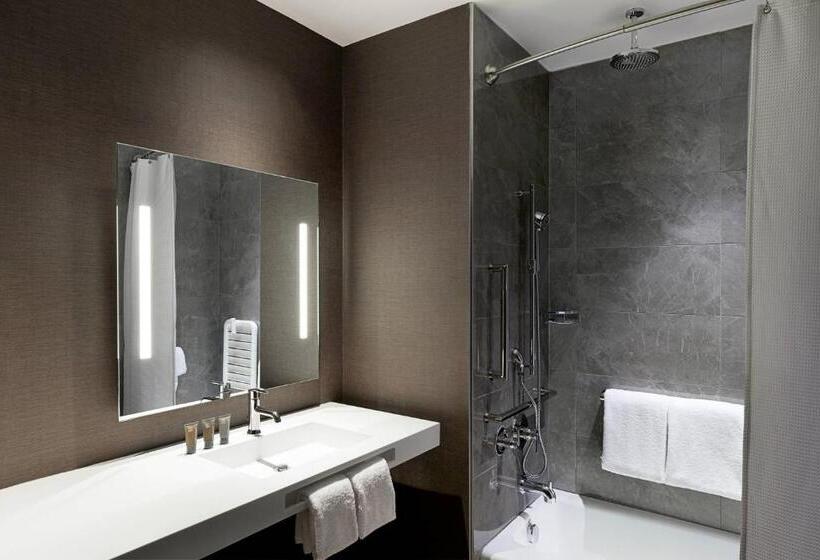 غرفه قياسيه سريرين مزدوجين, Ac Hotel By Marriott Raleigh North Hills