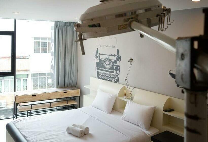 اتاق استاندارد با تخت بزرگ, The Secret Service Bed & Breakfast