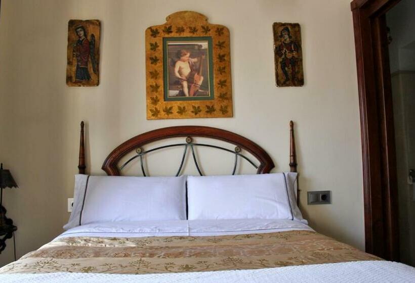 Chambre Standard, Suite Comares