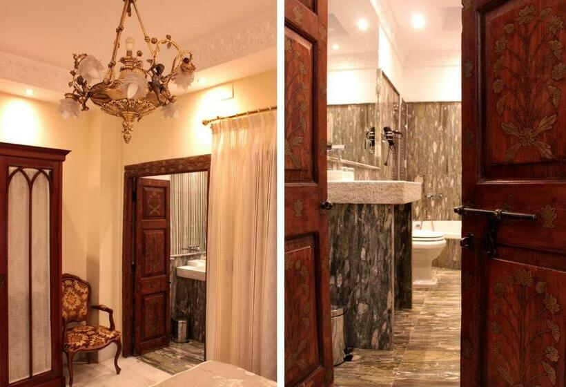 اتاق لوکس با وان آب گرم, Suite Comares