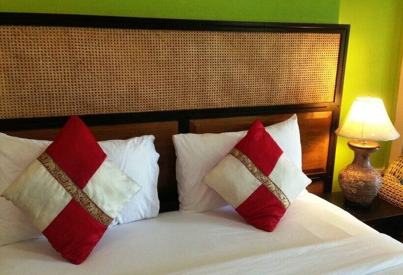 スーペリアーバンガロー, Koh Chang Bailan Beach Resort