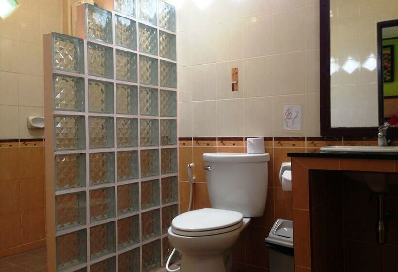 スーペリアーバンガロー, Koh Chang Bailan Beach Resort