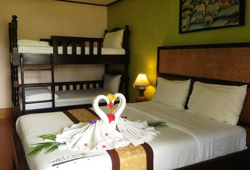 スーペリアーバンガロー, Koh Chang Bailan Beach Resort