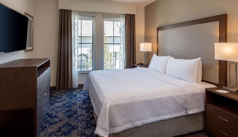 带大床的套房, Homewood Suites By Hilton New Orleans French Quarter