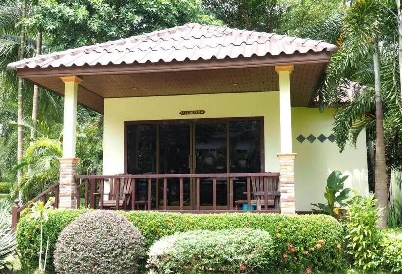 Superior-bungalow, Koh Chang Bailan Beach Resort