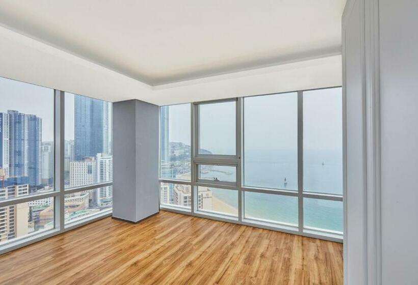 سوئیت رویال, Kolon Seacloud