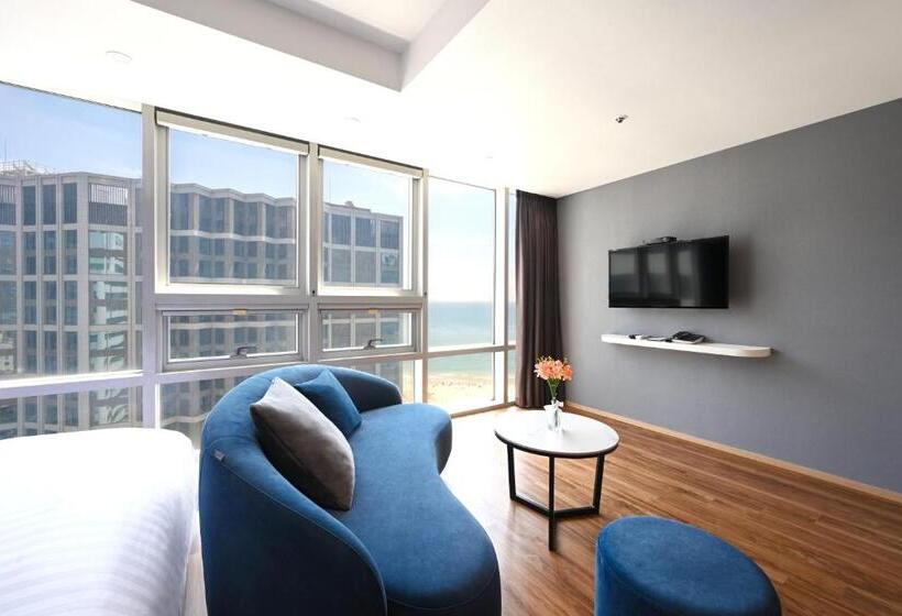 سوئیت اجرایی با مشاهده, Kolon Seacloud