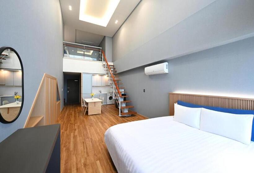 مجموعه ویستا شهر, Kolon Seacloud