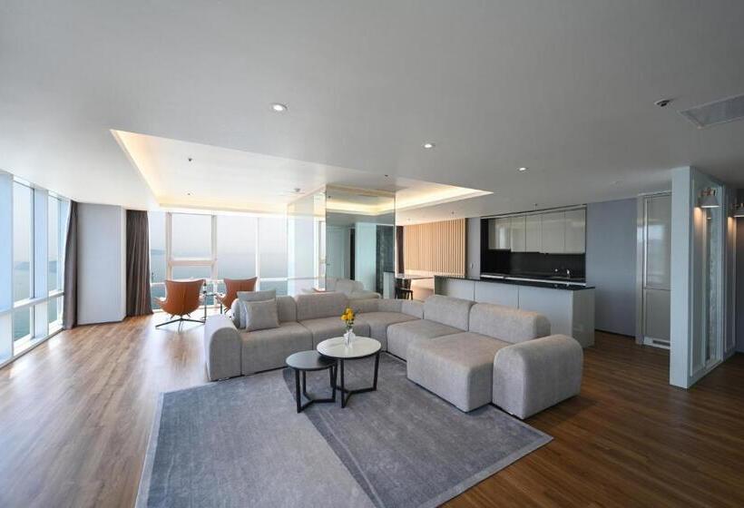 سوئیت رویال, Kolon Seacloud