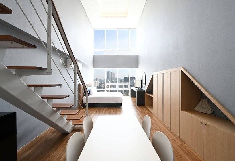 مجموعه ویستا شهر, Kolon Seacloud