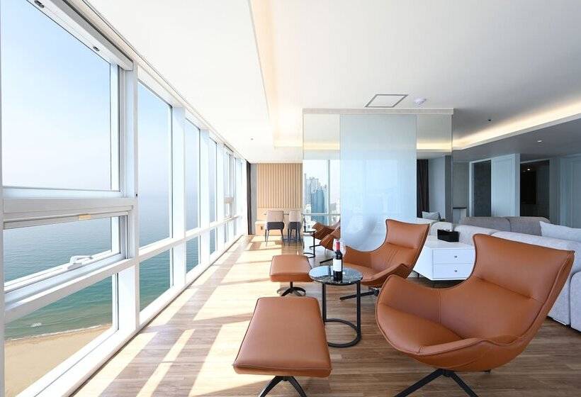 سوئیت رویال, Kolon Seacloud