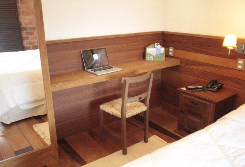 デラックスルーム, Pousada Pedra Azul