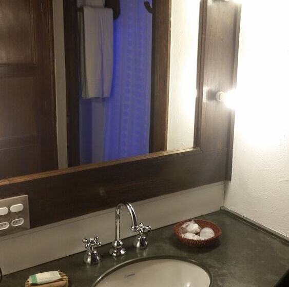 スイート, Pousada Pedra Azul