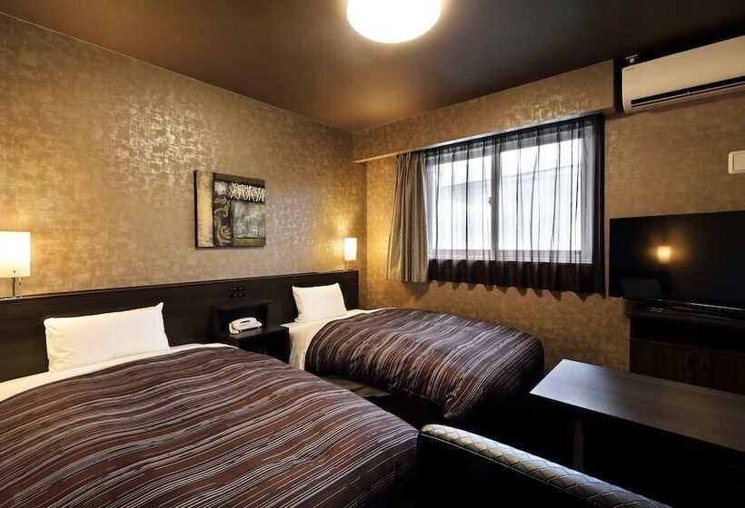 غرفة قياسية, Route Inn Ise