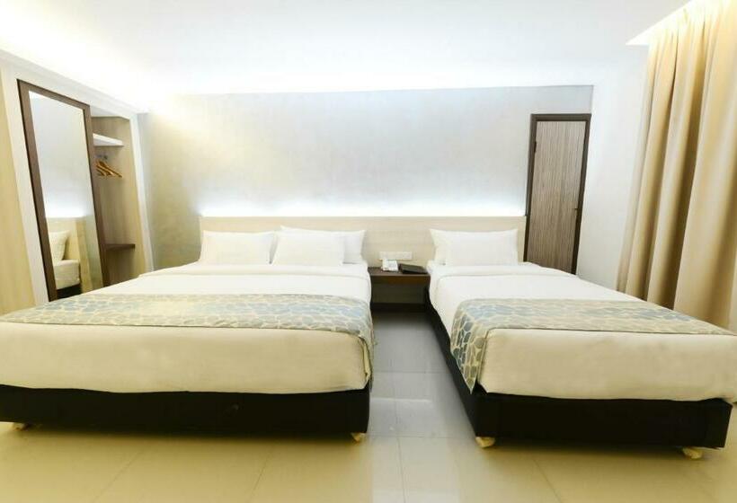 חדר סטנדרט לשלושה, Samudra Hotel Kuching