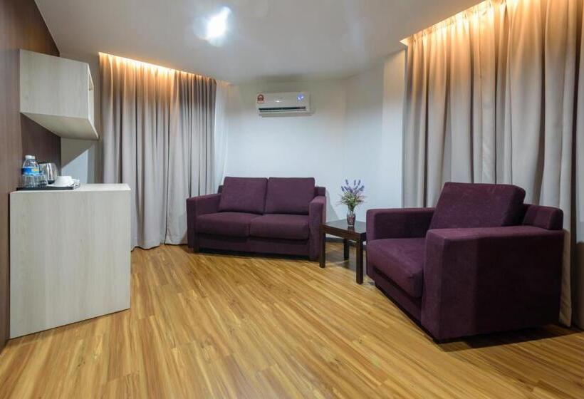 סוויטה, Samudra Hotel Kuching