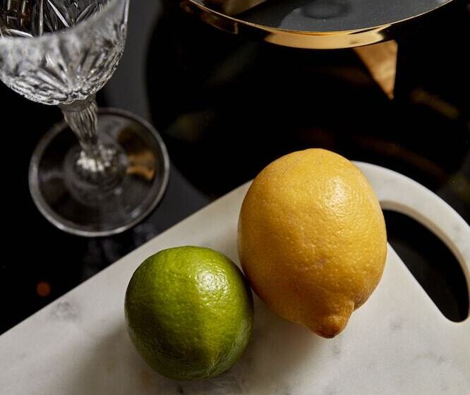 标准间, The Nikolai Hamburg   Leonardo Limited Edition