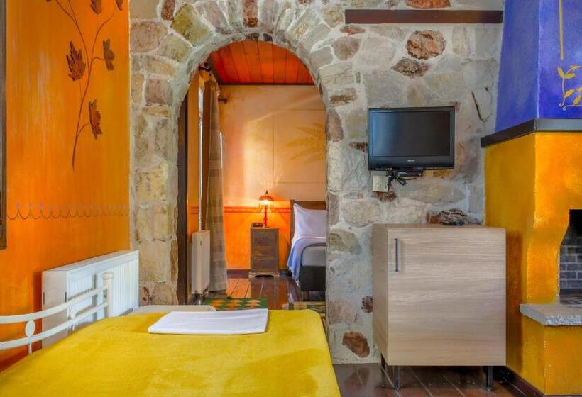 سوئیت 2 خوابه, Monastiri Guesthouse